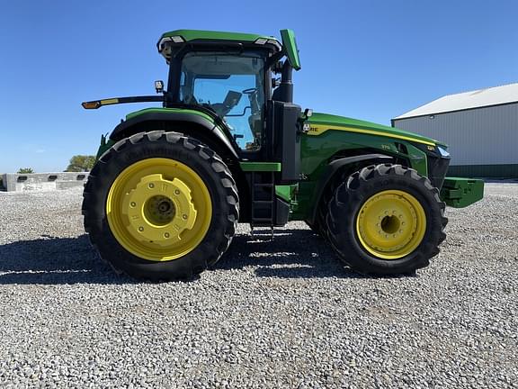 Image of John Deere 8R 370 equipment image 2