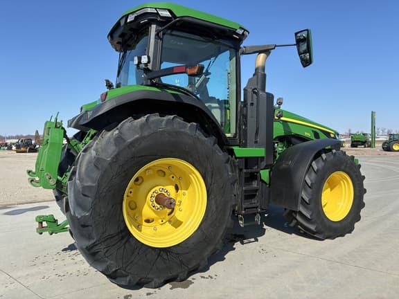 Image of John Deere 8R 370 equipment image 4