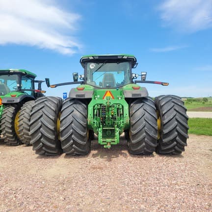 Image of John Deere 8R 370 equipment image 1