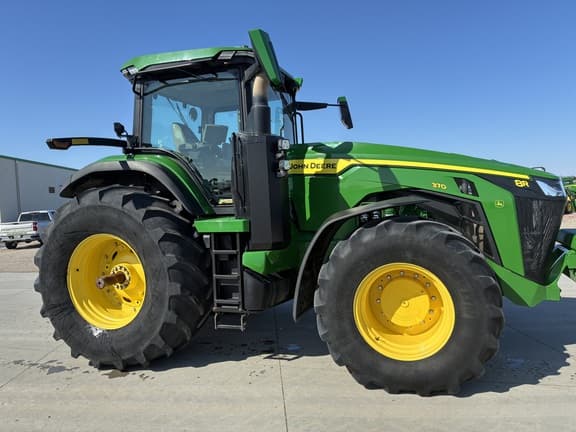 Image of John Deere 8R 370 equipment image 3