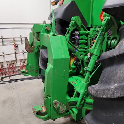 Image of John Deere 8R 370 equipment image 3