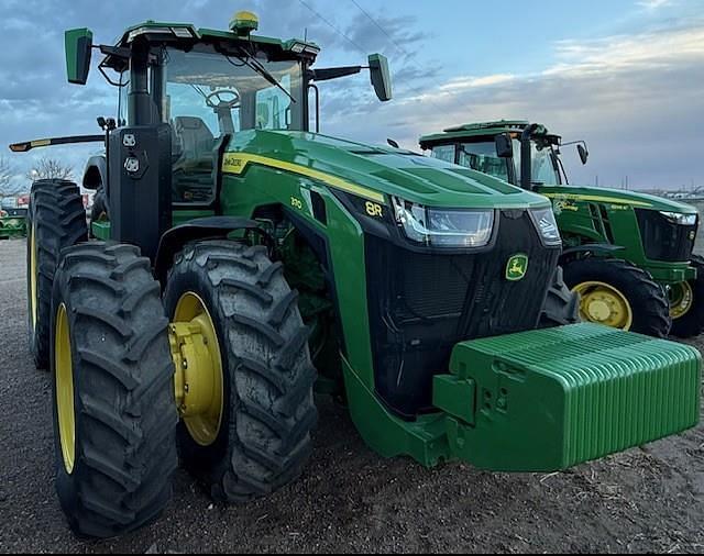 Image of John Deere 8R 370 equipment image 1