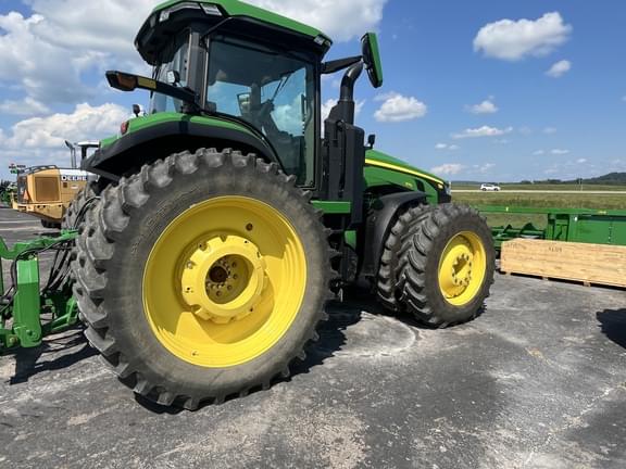 Image of John Deere 8R 370 equipment image 4