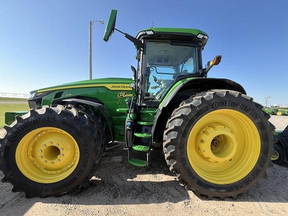 Image of John Deere 8R 370 equipment image 4