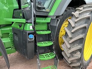 Main image John Deere 8R 370 17