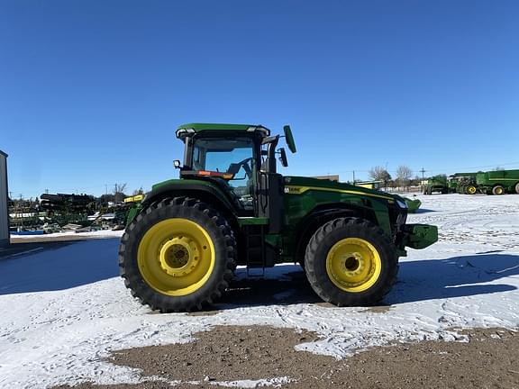 Image of John Deere 8R 370 equipment image 1