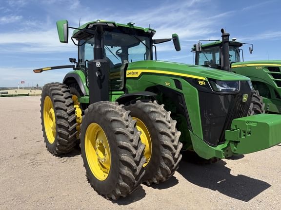 2023 John Deere 8R 370 Equipment Image0