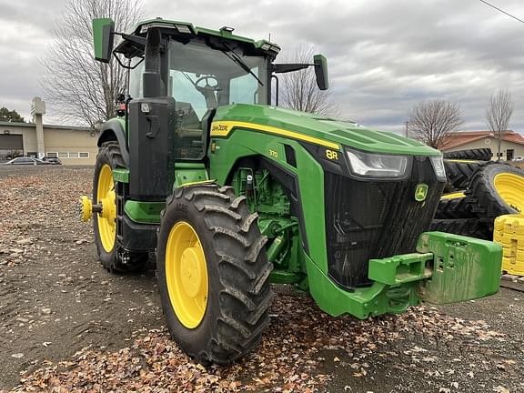 Image of John Deere 8R 370 equipment image 4