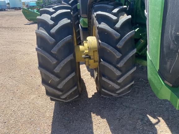 Image of John Deere 8R 370 equipment image 3
