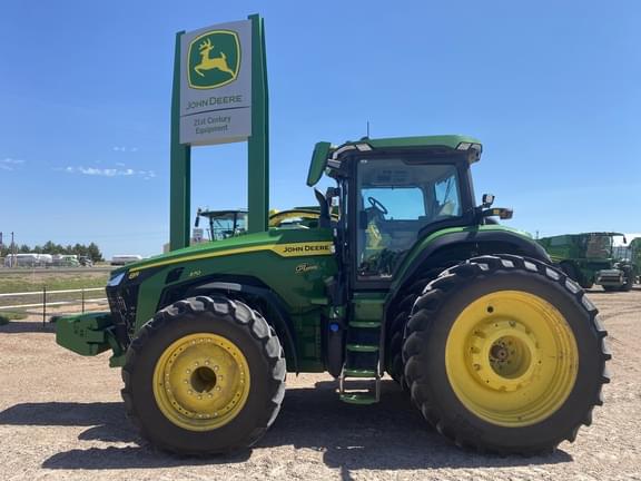 Image of John Deere 8R 370 Primary image
