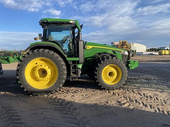 Image of John Deere 8R 370 equipment image 1