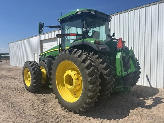 Image of John Deere 8R 370 equipment image 2