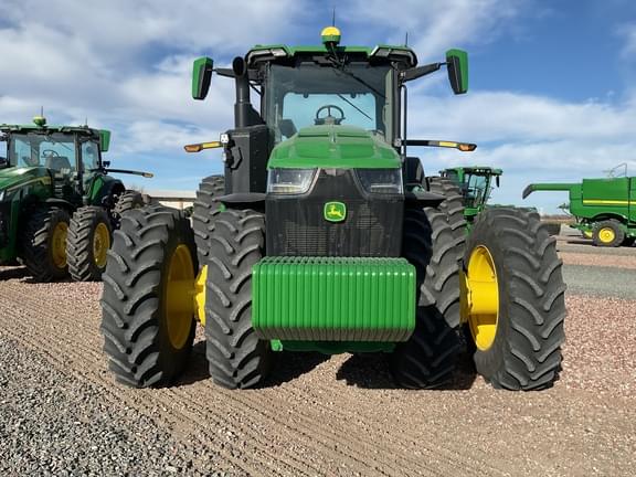 Image of John Deere 8R 370 equipment image 3