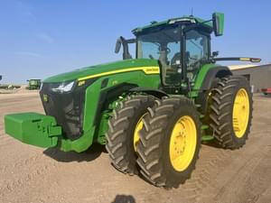 2023 John Deere 8R 370 Image