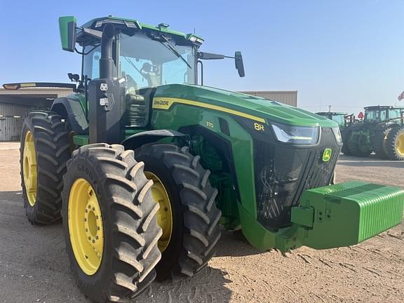 Image of John Deere 8R 370 equipment image 3