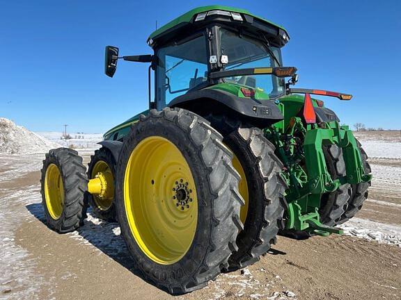 Image of John Deere 8R 370 equipment image 2