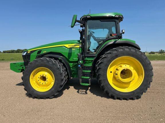 Image of John Deere 8R 370 equipment image 1
