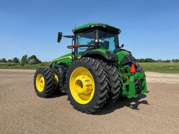 Image of John Deere 8R 370 equipment image 2