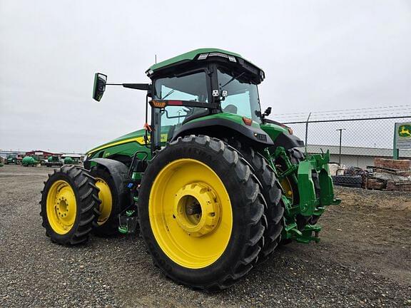 Image of John Deere 8R 370 equipment image 2