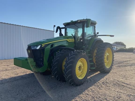 Image of John Deere 8R 370 equipment image 1