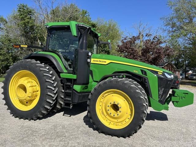 Image of John Deere 8R 370 equipment image 1