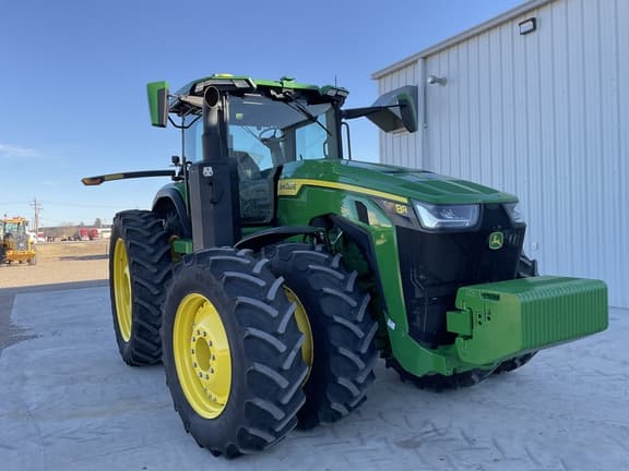 Image of John Deere 8R 370 equipment image 1