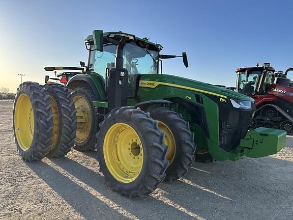 Image of John Deere 8R 370 Image 0