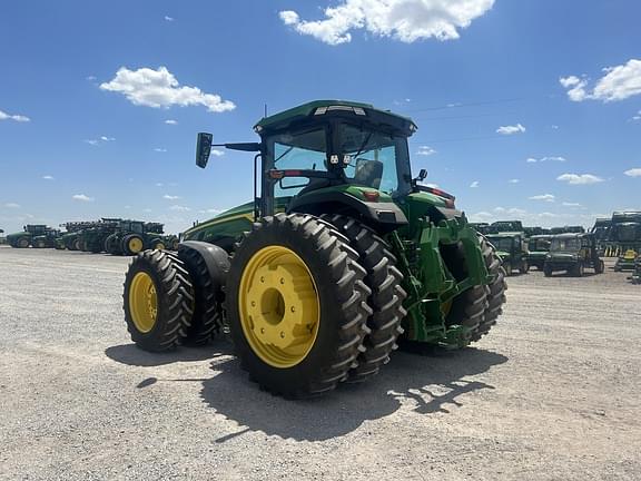 Image of John Deere 8R 370 equipment image 2