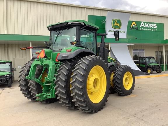 Image of John Deere 8R 370 equipment image 3