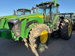 2023 John Deere 8R 370 Image