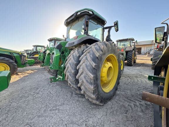 Image of John Deere 8R 370 equipment image 4