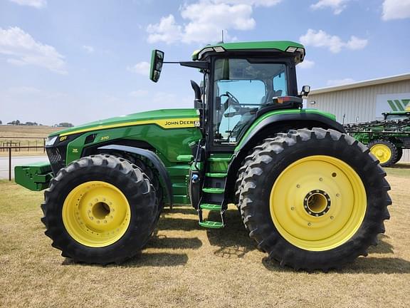 Image of John Deere 8R 370 equipment image 1