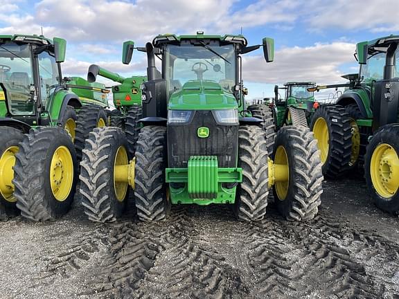 Image of John Deere 8R 370 equipment image 4