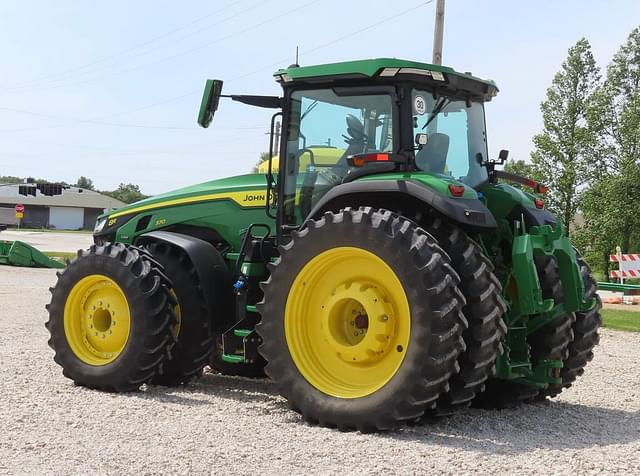 Image of John Deere 8R 370 equipment image 3