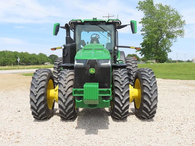 Image of John Deere 8R 370 equipment image 4