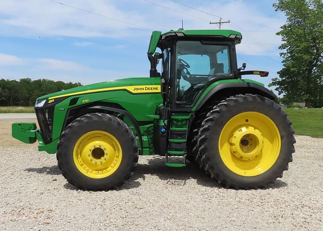 Image of John Deere 8R 370 equipment image 1