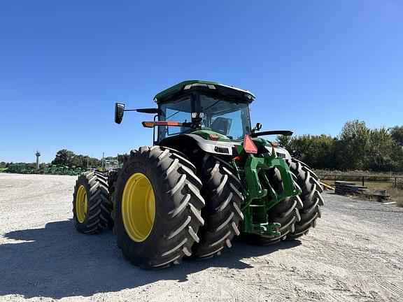 Image of John Deere 8R 370 equipment image 4