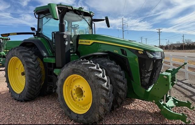 Image of John Deere 8R 370 equipment image 2