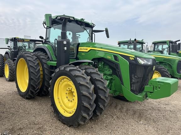 Image of John Deere 8R 370 equipment image 1