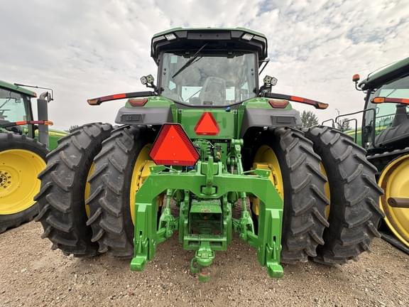 Image of John Deere 8R 370 equipment image 3