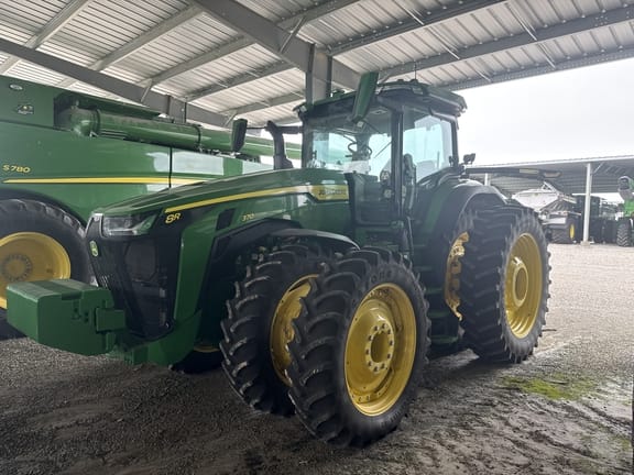 2023 John Deere 8R 370 Equipment Image0