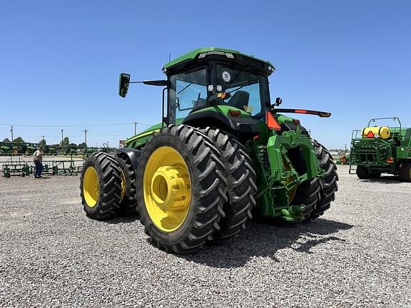 Image of John Deere 8R 370 equipment image 1