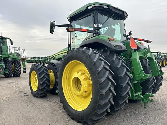 Image of John Deere 8R 370 equipment image 1