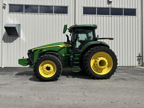 Image of John Deere 8R 370 equipment image 1
