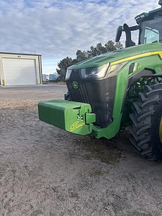 Image of John Deere 8R 370 equipment image 2