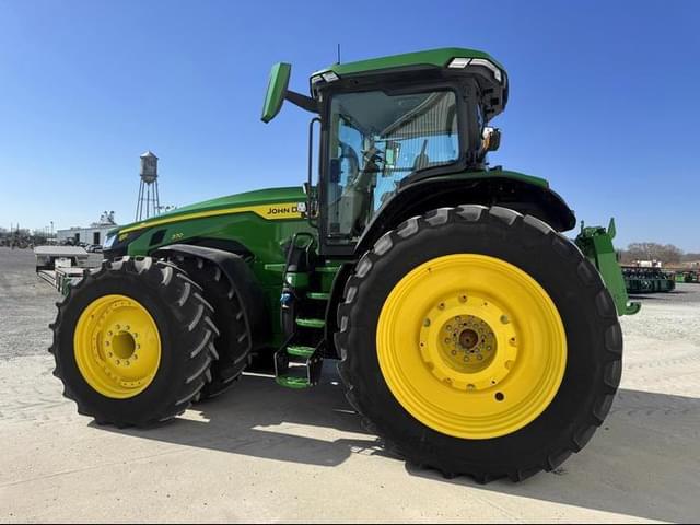 Image of John Deere 8R 370 equipment image 4