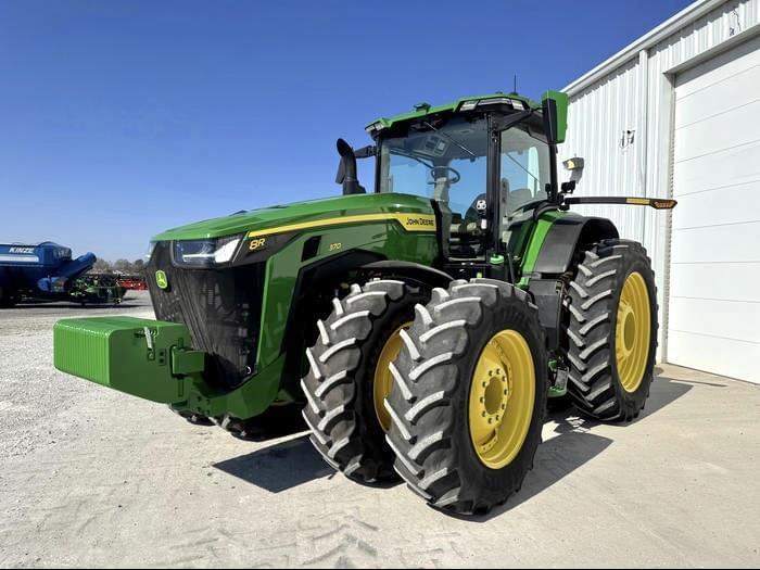 Image of John Deere 8R 370 Primary image