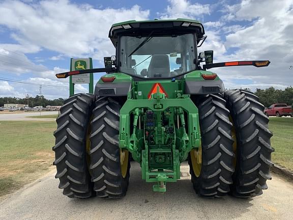 Image of John Deere 8R 370 equipment image 4