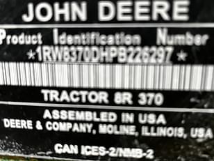 Main image John Deere 8R 370 11