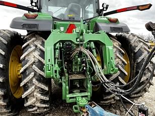 Main image John Deere 8R 370 9